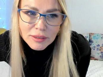 Lisa1225 webcam model stream image