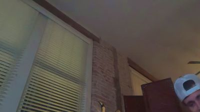 Luckybme webcam model stream image