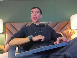 Aidden Royce webcam flirt4free model stream image