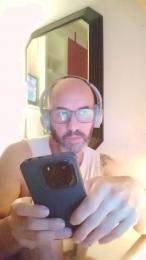 v1380 webcam model stream image