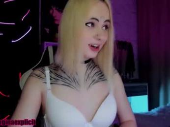 snake_bites webcam model stream image