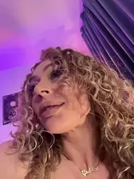 curlynatashaa webcam stripchat model stream image