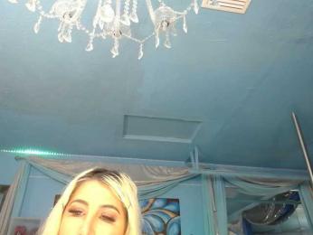 adrianna_fox webcam model stream image