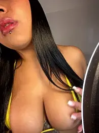 Fancyxlove webcam stripchat model stream image