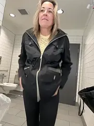 Cherry-red-xo webcam model stream image