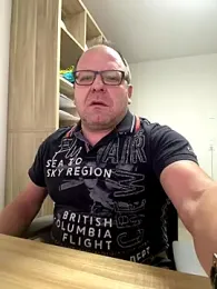 coupleLatinaLovers webcam model stream image