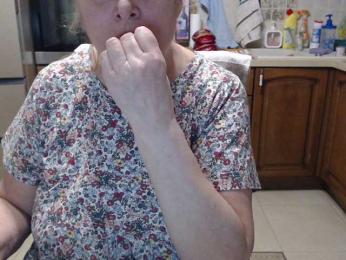 MonaMonako webcam model stream image