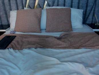 CloheBell webcam bongacams model stream image