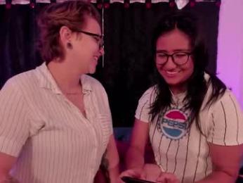 crazy_cakes_ webcam model stream image