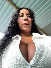 serena_willow webcam stripchat model stream image