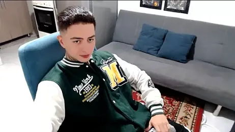 santii_ss webcam stripchat model stream image