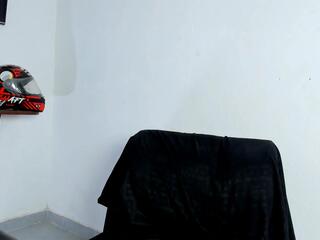 Xander Strongs webcam model stream image