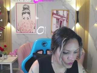 jade-jones-a webcam model stream image