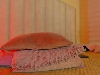 jules-rose webcam model stream image