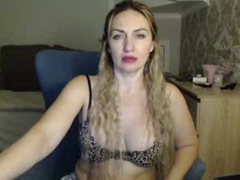 mallinia webcam model stream image