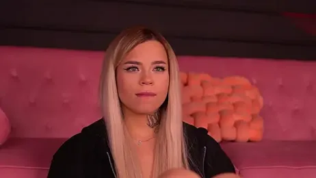 NickyBenz webcam model stream image