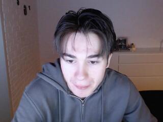 Mick Love webcam model stream image