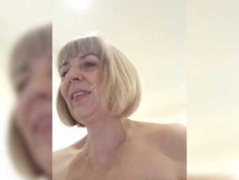 mery8poppins webcam bongacams model stream image