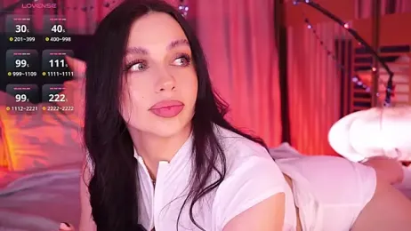 LunaNight webcam stripchat model stream image