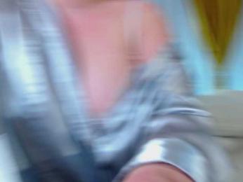 Malvvina webcam bongacams model stream image