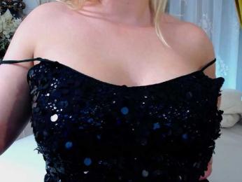 Malvvina webcam model stream image