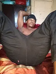 Booty_1 webcam model stream image