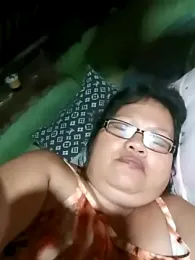 Chubbysweetmom webcam model stream image