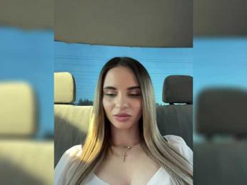 LedyMiya webcam model stream image