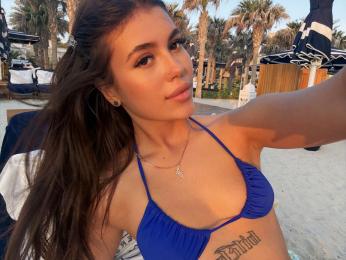 AnneHolt webcam model stream image