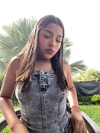 Mariangel_11 webcam model stream image