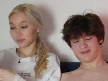 wladilia webcam model stream image