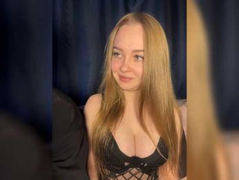 Pickmegirls webcam model stream image