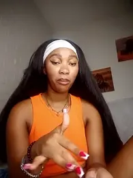 Hannah_107 webcam model stream image