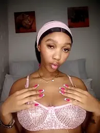 Hannah_107 webcam stripchat model stream image