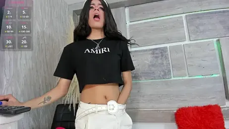 lunastorm_ webcam model stream image