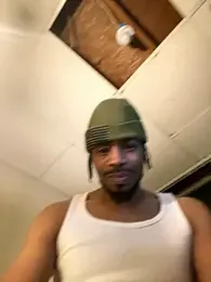 Cruzz003 webcam model stream image