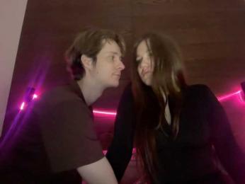 titsDestroy2007 webcam model stream image