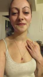 Lonelylu webcam model stream image