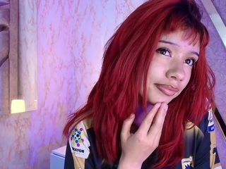 red-pandaa webcam model stream image
