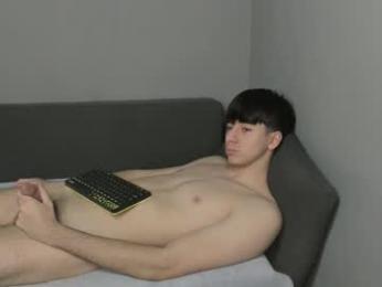 hotflirtyfella webcam model stream image