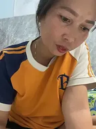 Linaannn webcam model stream image