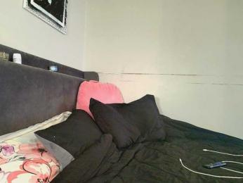 Naomiruty webcam model stream image