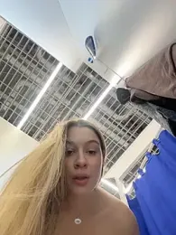 SashaCatt webcam model stream image