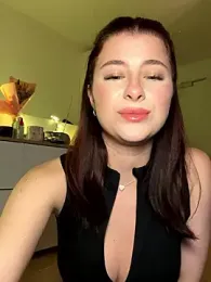 Mia-Minou webcam model stream image