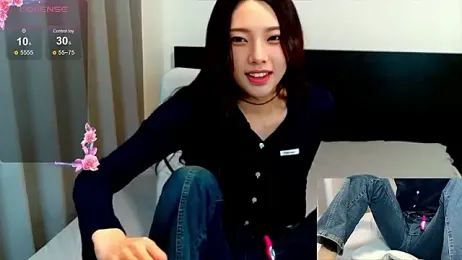 akubichan_25 webcam model stream image