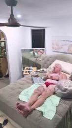 handsolo_porn webcam model stream image