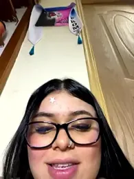 alissonfernandez_ webcam model stream image