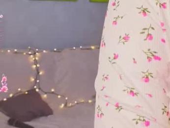 foxyflame01 webcam model stream image