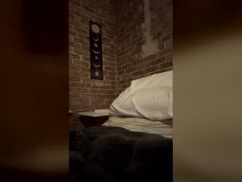 lucky_bme webcam model stream image