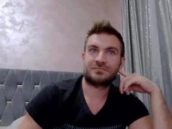 10in_deluxe webcam model stream image